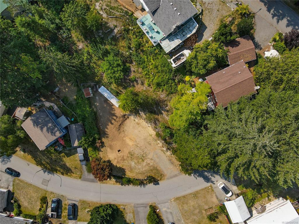 Fifth View of 528 Eagle Cres, Gold River, BC, V0P 1G0