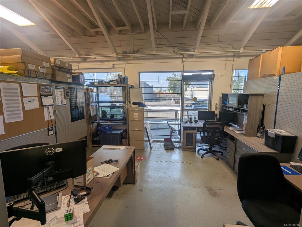 Fourth View of 2111 Douglas St, Victoria, BC, V8T 4L2