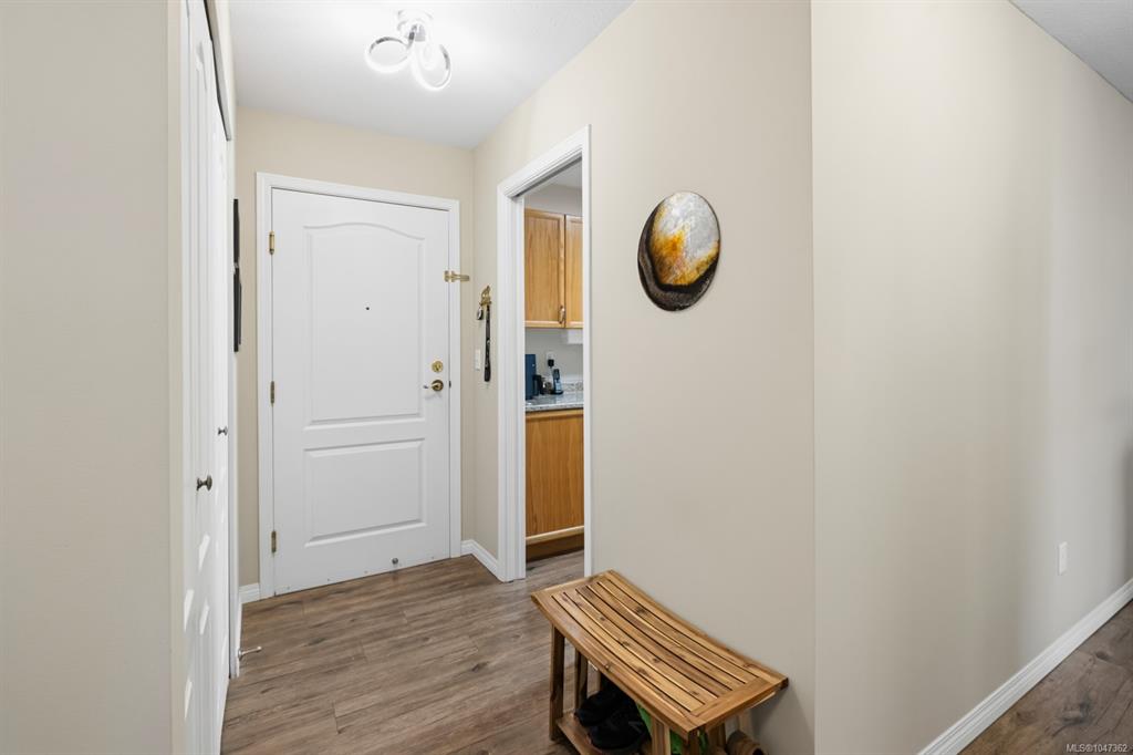 Fourth View of 254 First St, The Heatherton, Duncan, BC, V9L 1R2