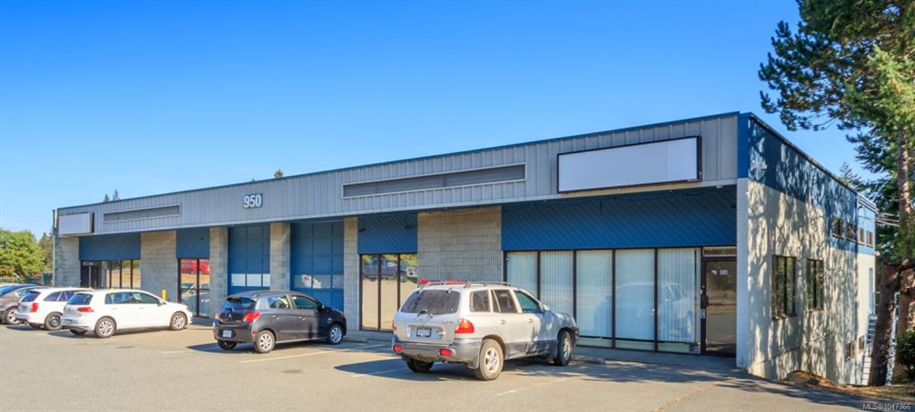 Third View of 950 Old Victoria Rd, Nanaimo, BC, V9R 6Z8