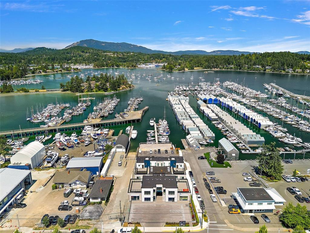 Third View of 2270 Harbour Rd, Sidney, BC, V8L 2P6