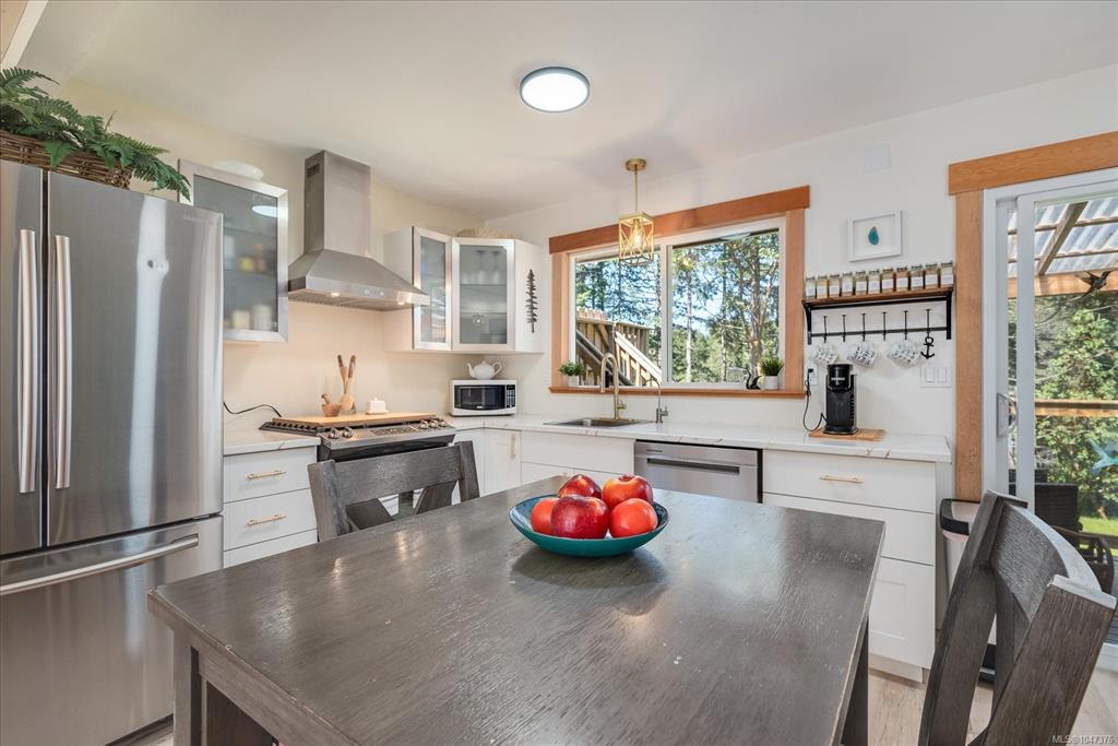 Fifth View of 3837 Yellow Point Rd, Ladysmith, BC, V9G 1E9