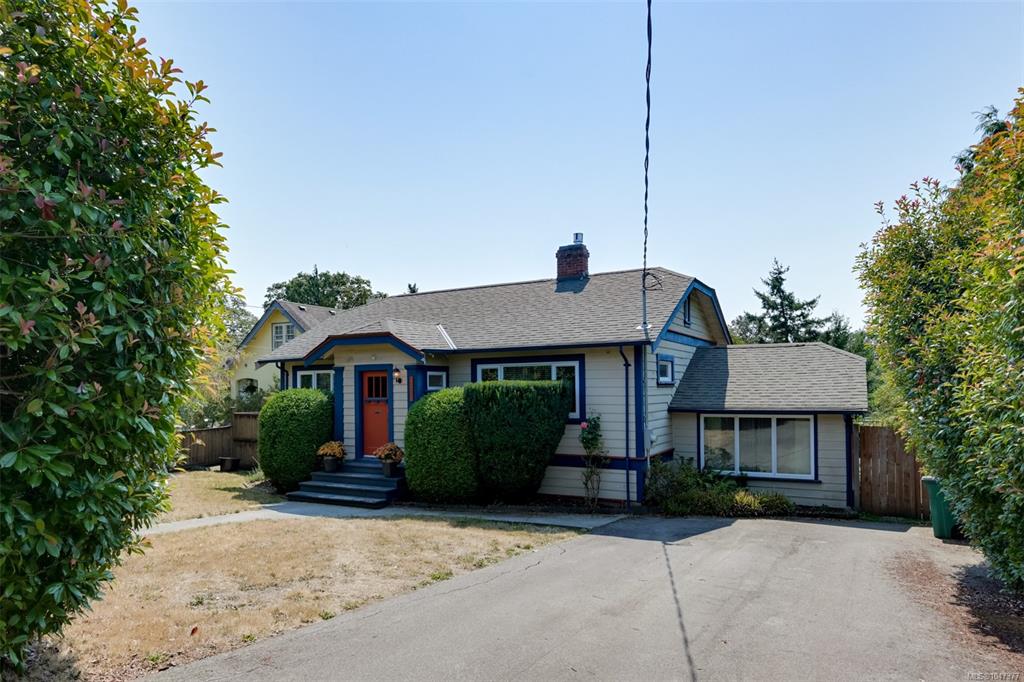 Second View of 3374 Cook St, Saanich, BC, V8X 1A8