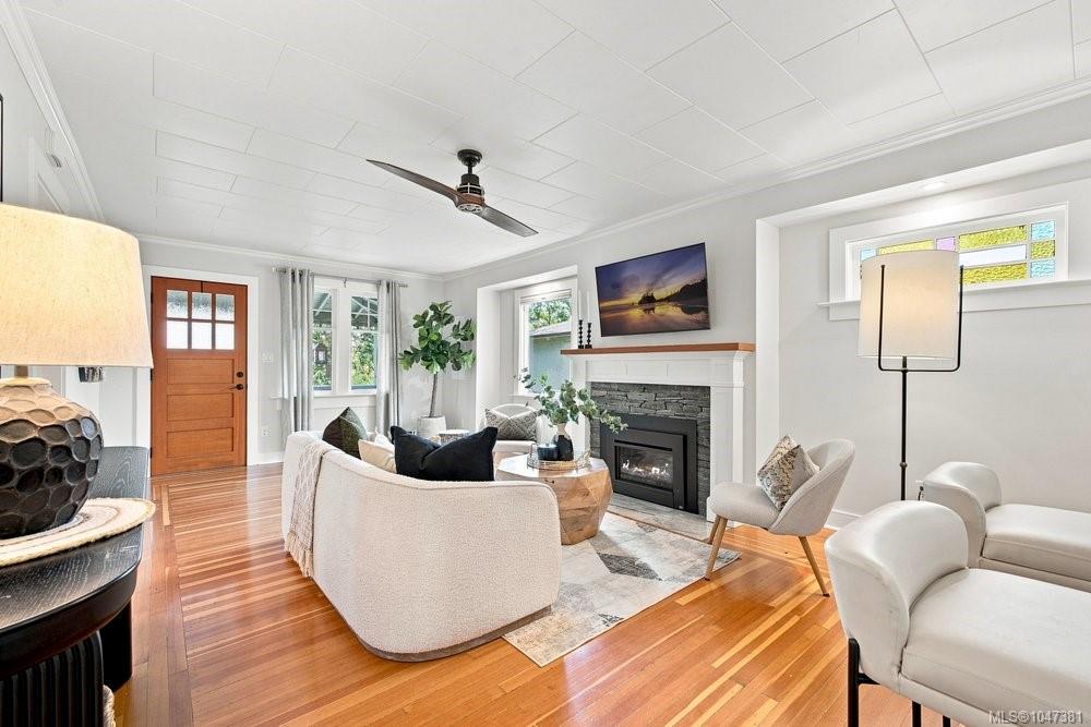 4034 Zinnia Rd, 1047381, BC,