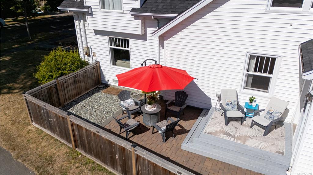 Fourth View of 15 Pilot St, Victoria, BC, V8V 2A5
