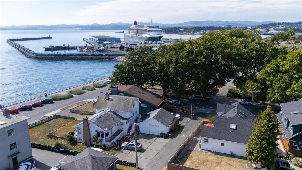 Fifth View of 15 Pilot St, Victoria, BC, V8V 2A5