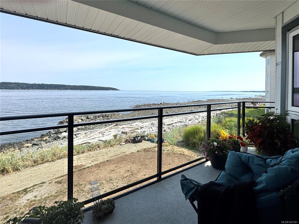 Third View of 87 Island Hwy S, Seaside Estates, Campbell River, BC, V9W 1A2