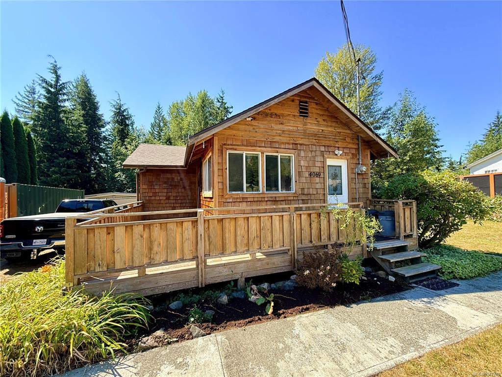 Second View of 4069 Nimpkish Cres, Woss, BC, V0N 3P0