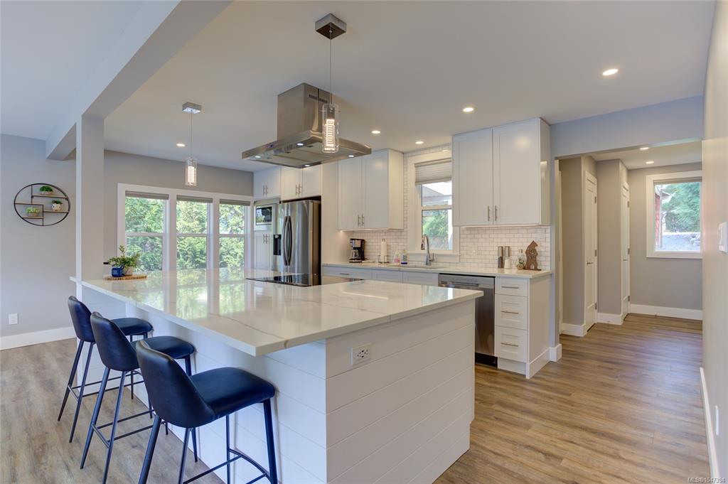 Fourth View of 62 Gordon Rd, Lake Cowichan, BC, V0R 2G0