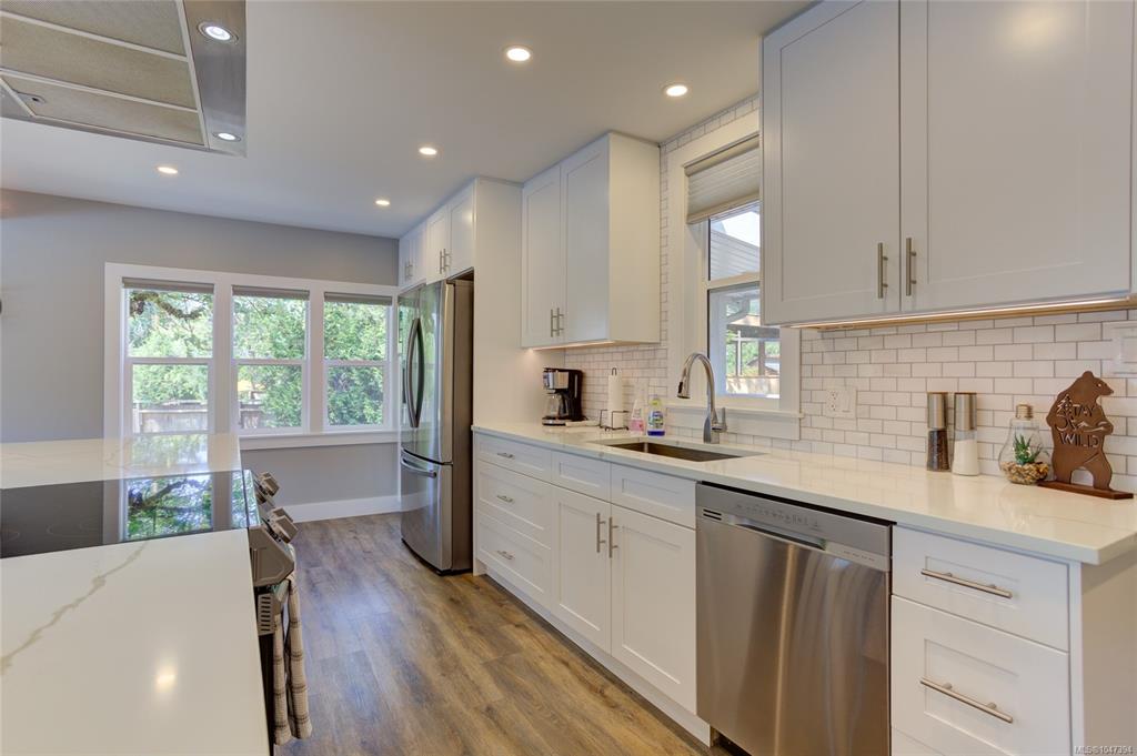Fifth View of 62 Gordon Rd, Lake Cowichan, BC, V0R 2G0
