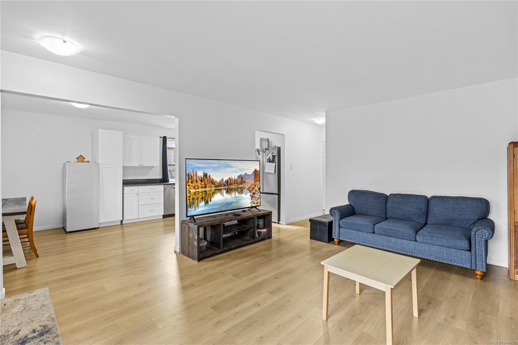 Fifth View of 52 Athletic St, Nanaimo, BC, V9R 5N6