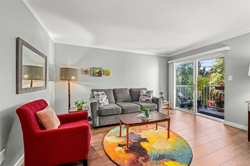 Third View of 130 Back Rd, Poplar Place, Courtenay, BC, V9N 8M7