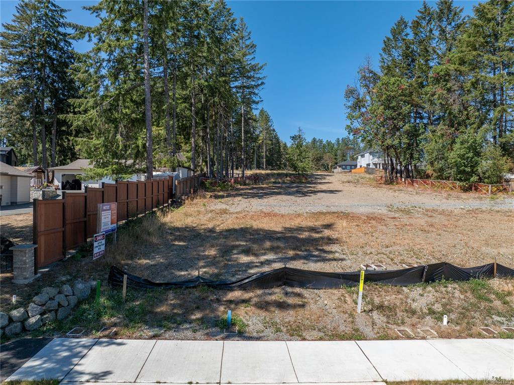 Third View of 1545 Marban Rd, Nanaimo, BC, V9X 1A1