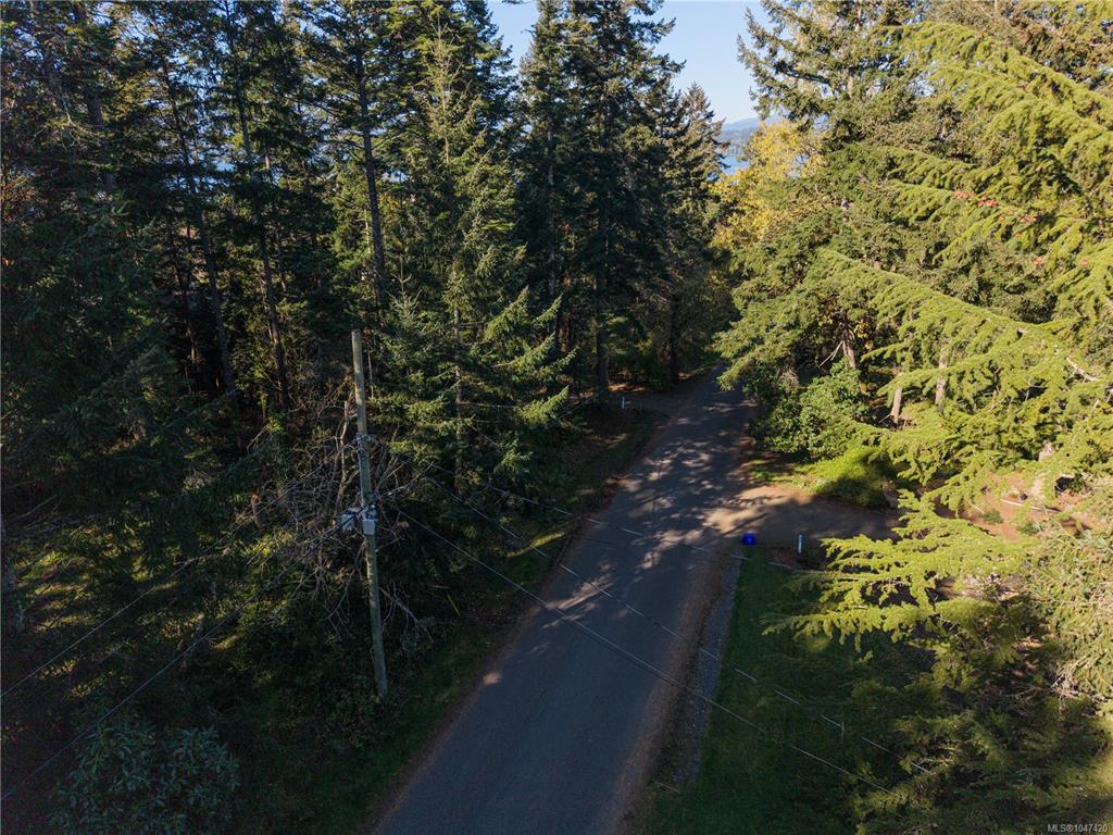 Third View of 537 Cromar Rd, North Saanich, BC, V8L 5M5