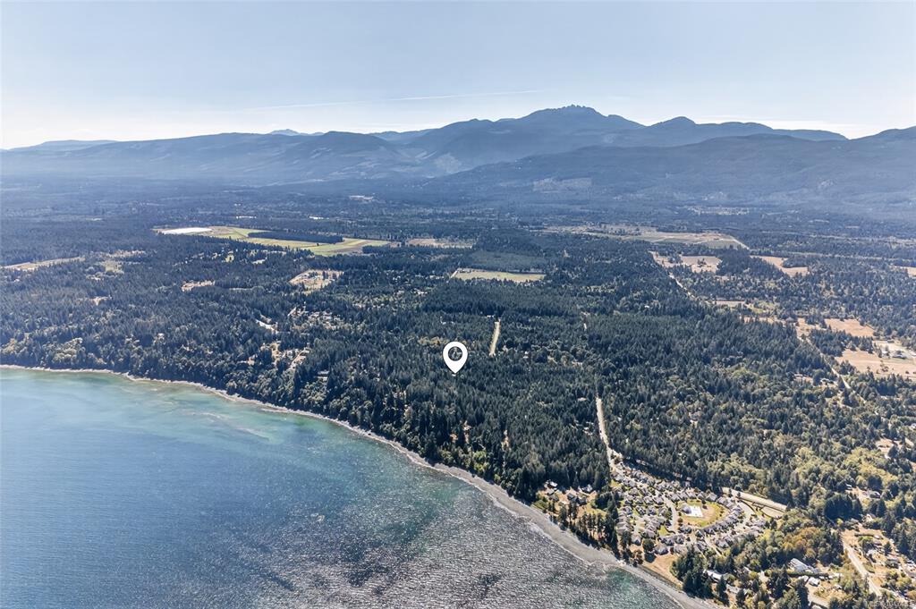 Third View of 5154 Island Hwy W, DASHWOOD, Qualicum Beach, BC, V9K 1Z1