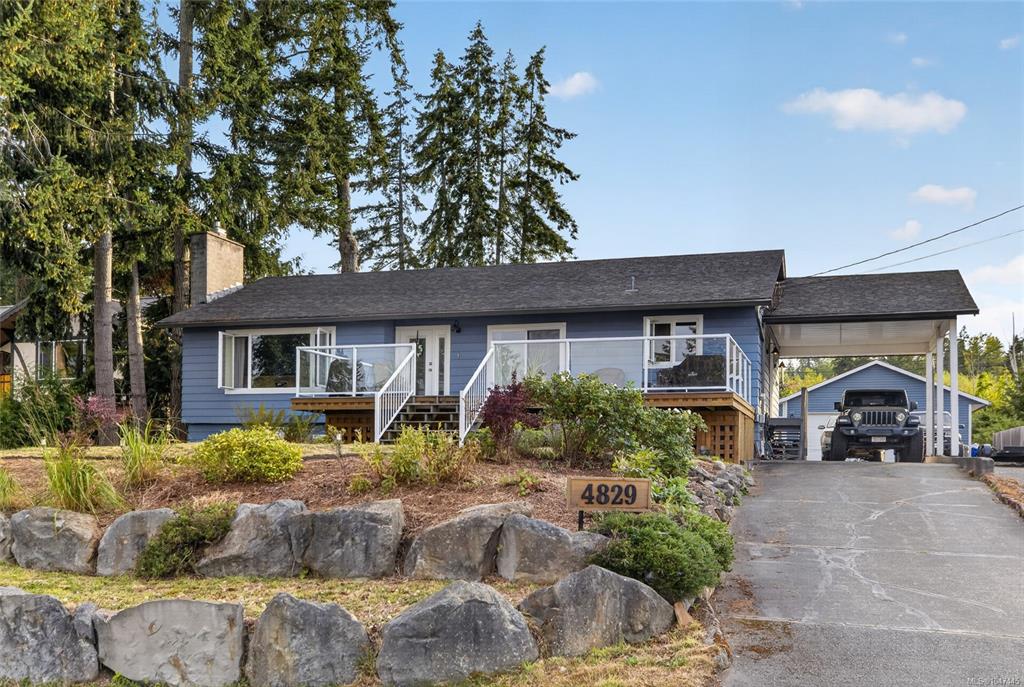 Third View of 4829 Kilmarnock Dr, Courtenay, BC, V9N 9S5
