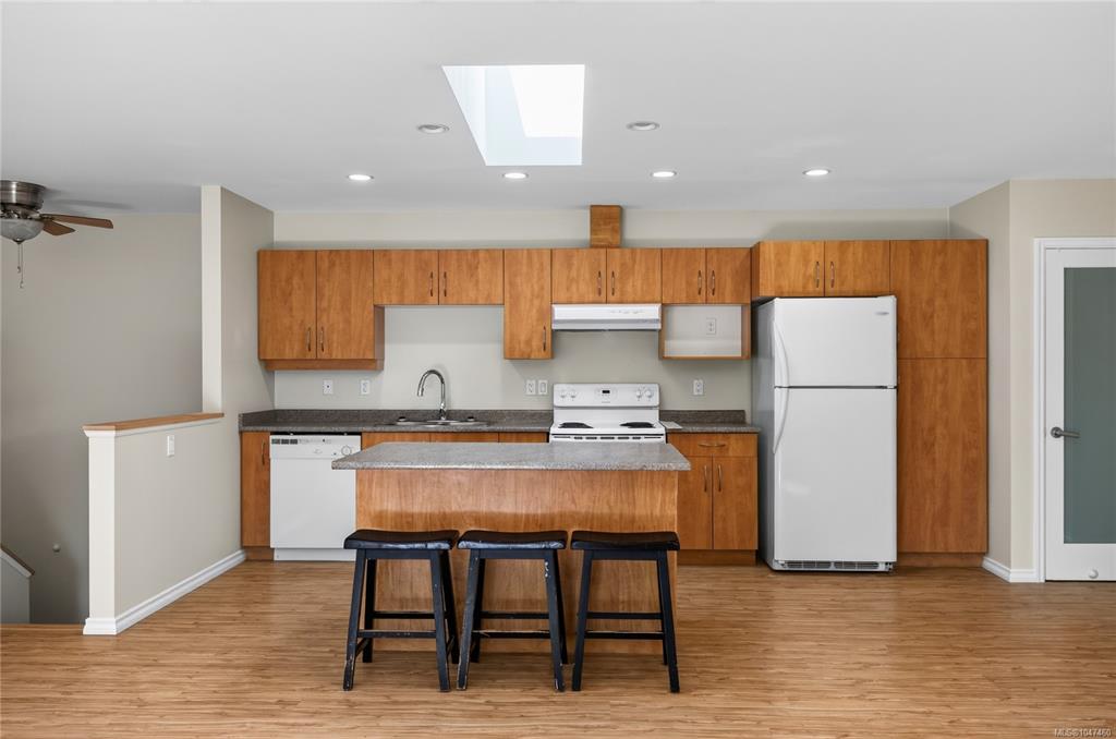 Fifth View of 3627 Cedardale Rd, Cobble Hill, BC, V0R 1L7