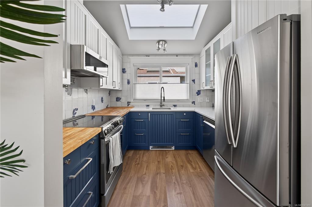947 Caledonia Ave, 1047465, BC,