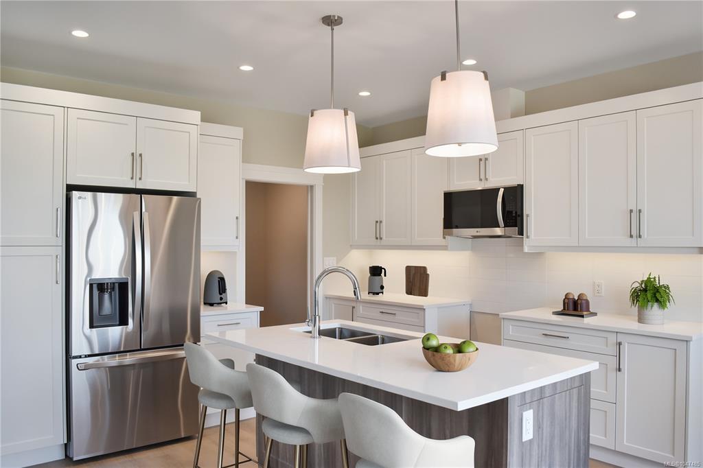 Fifth View of 229 Walworth Rd S, Campbell River, BC, V9W 0J3