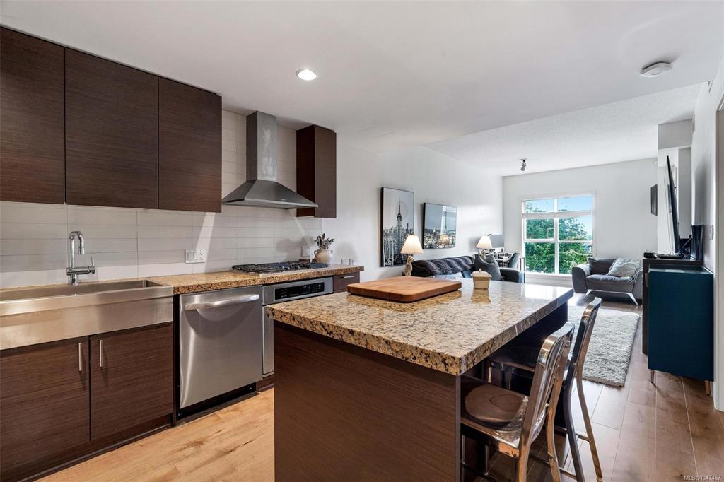 Third View of 1400 Lynburne Pl, Finlayson Reach, Langford, BC, V9B 0A4