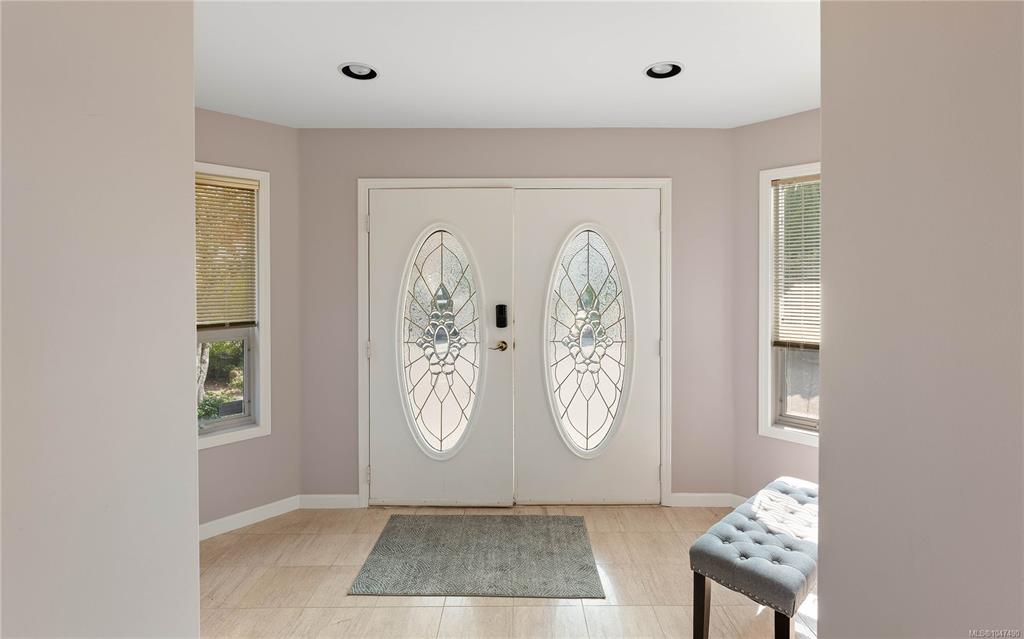 Fourth View of 419 Scholey Cres, Lake Cowichan, BC, V0R 2G0