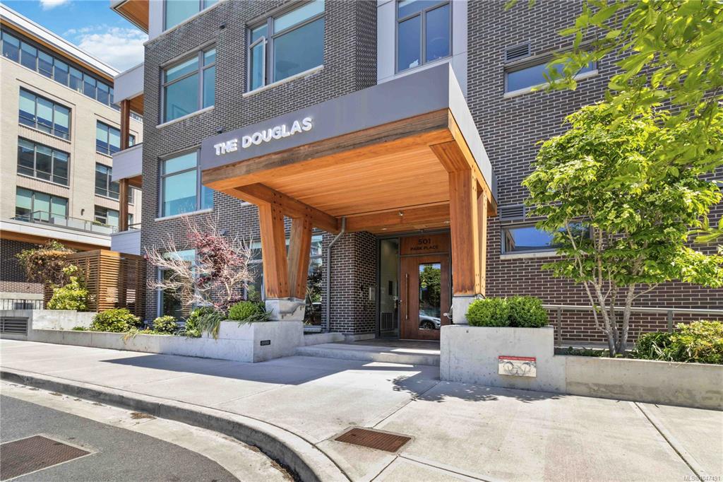 Third View of 501 Park Pl, Esquimalt Town Square, Esquimalt, BC, V9A 0H3
