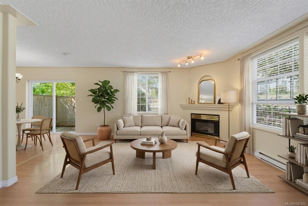 Fifth View of 637 Jolly Pl, Saanich, BC, V8Z 6R9