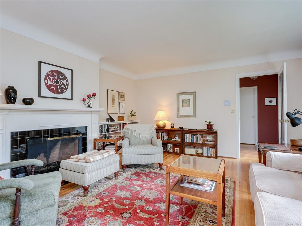 Fourth View of 2568 Margate Ave, Oak Bay, BC, V8S 3A4