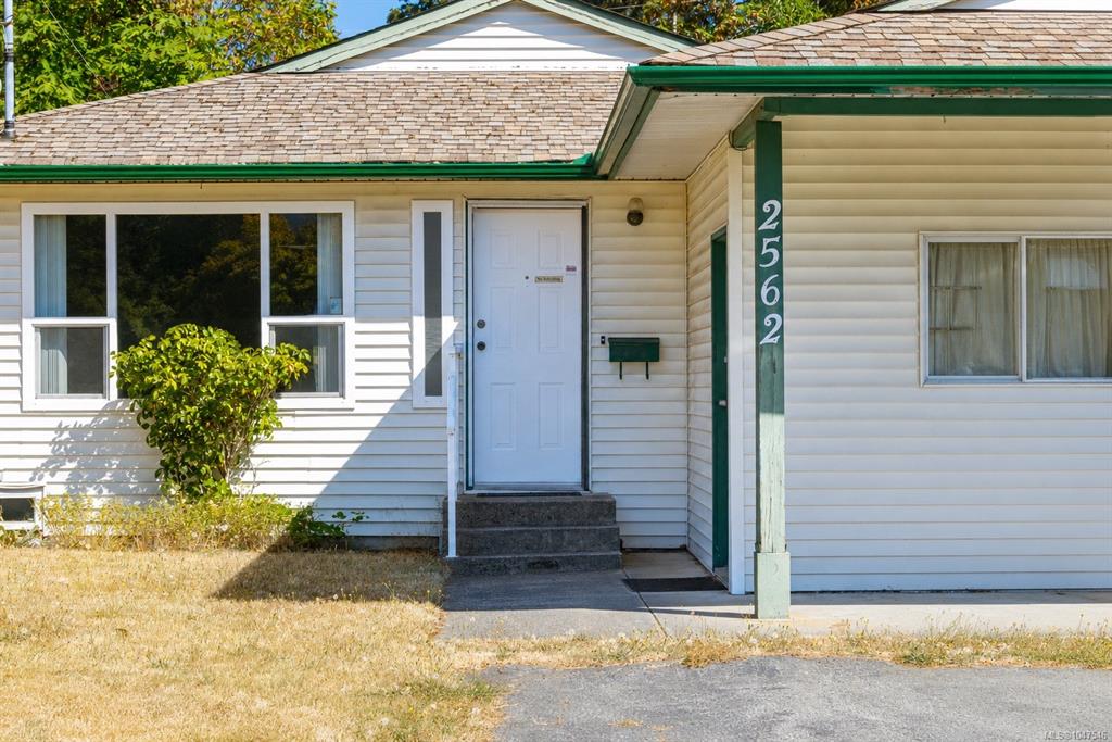 Third View of 2562 Rosstown Rd, Nanaimo, BC, V9T 3R8