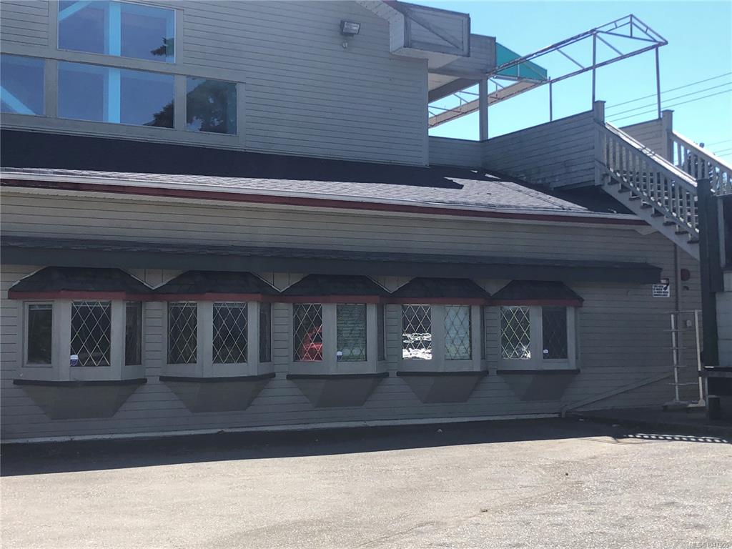 Second View of 2270 Cliffe Ave, Courtenay, BC, V9N 2L4