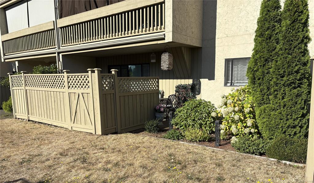 Third View of 363 Morison Ave, OCEANVIEW, Parksville, BC, V9P 1P4