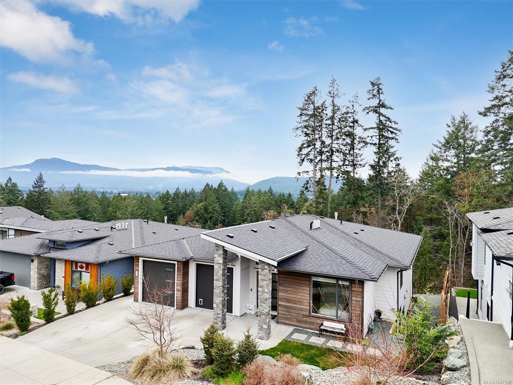 Third View of 6245 Highwood Dr, Duncan, BC, V9L 0H5