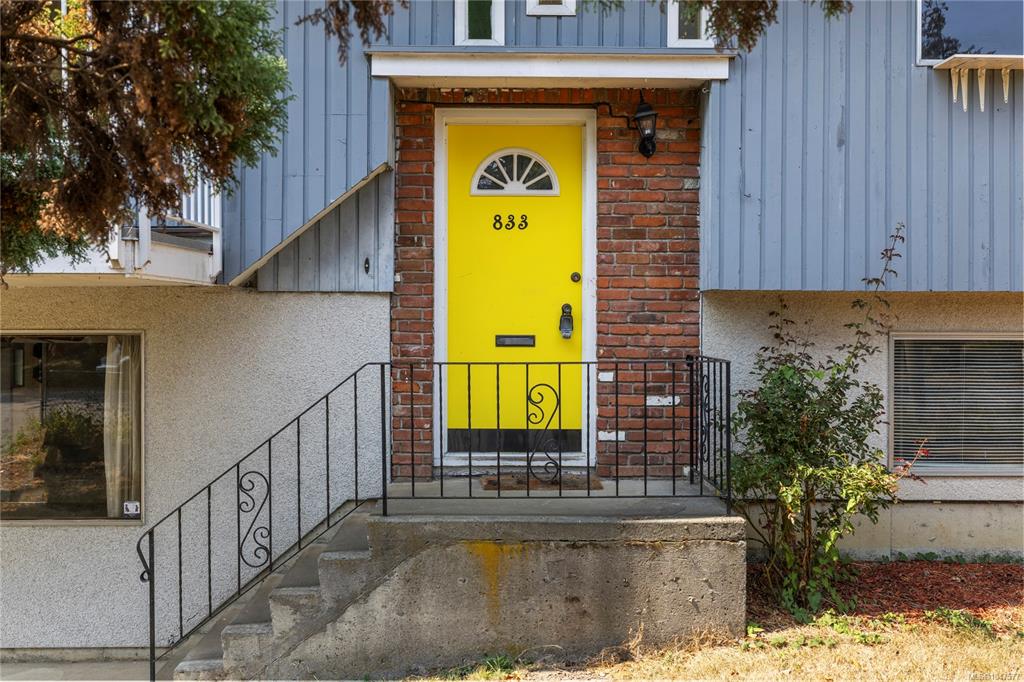 Third View of 833 Jordon Ave, Nanaimo, BC, V9R 4G9