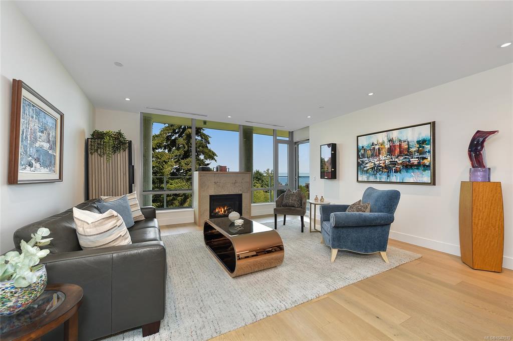 Fifth View of 5388 Hill Rise Terr, THE PINNACLE, Saanich, BC, V8Y 3K2