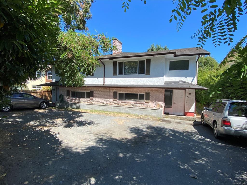 Fifth View of 3995 Shelbourne St, Saanich, BC, V8N 3E1