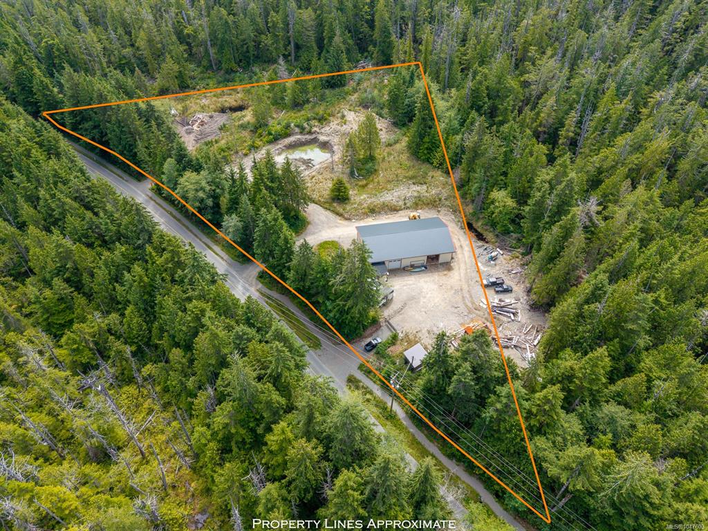 721 Bamfield Rd, 1047603, BC,