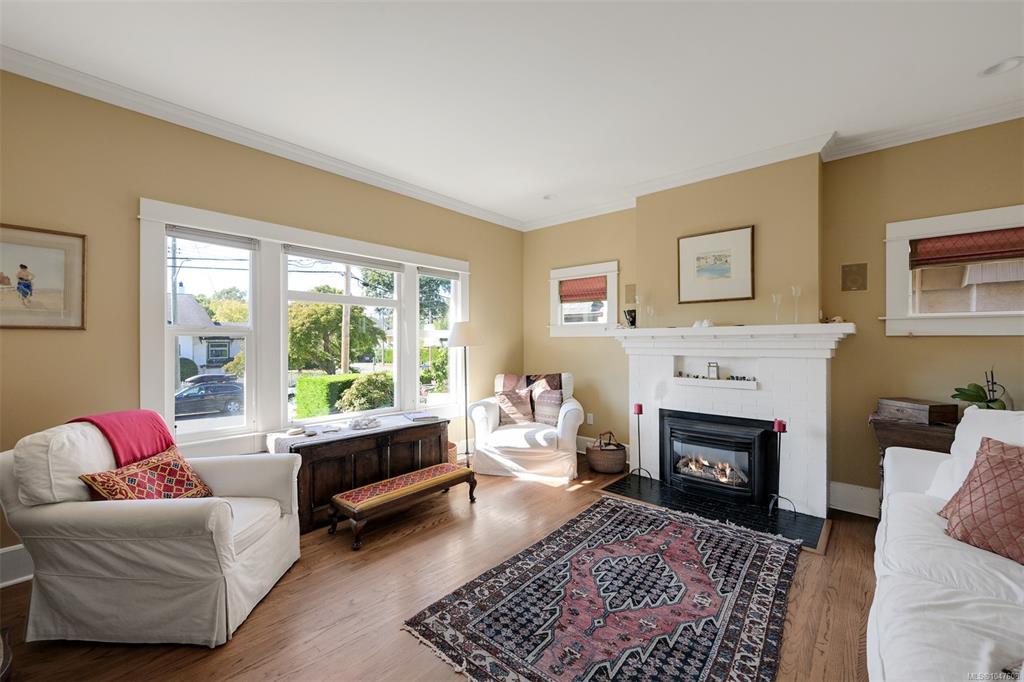 Fourth View of 87 Cambridge St, Victoria, BC, V9A 5K9