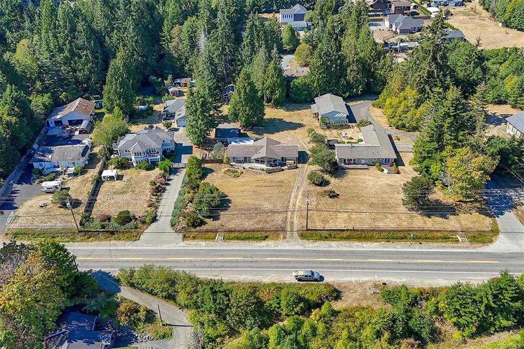 Third View of 6780 Island Hwy W, Bowser, BC, V0R 1G0