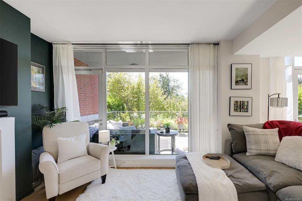 Fifth View of 100 Saghalie Ave, Victoria, BC, V9A 0A1