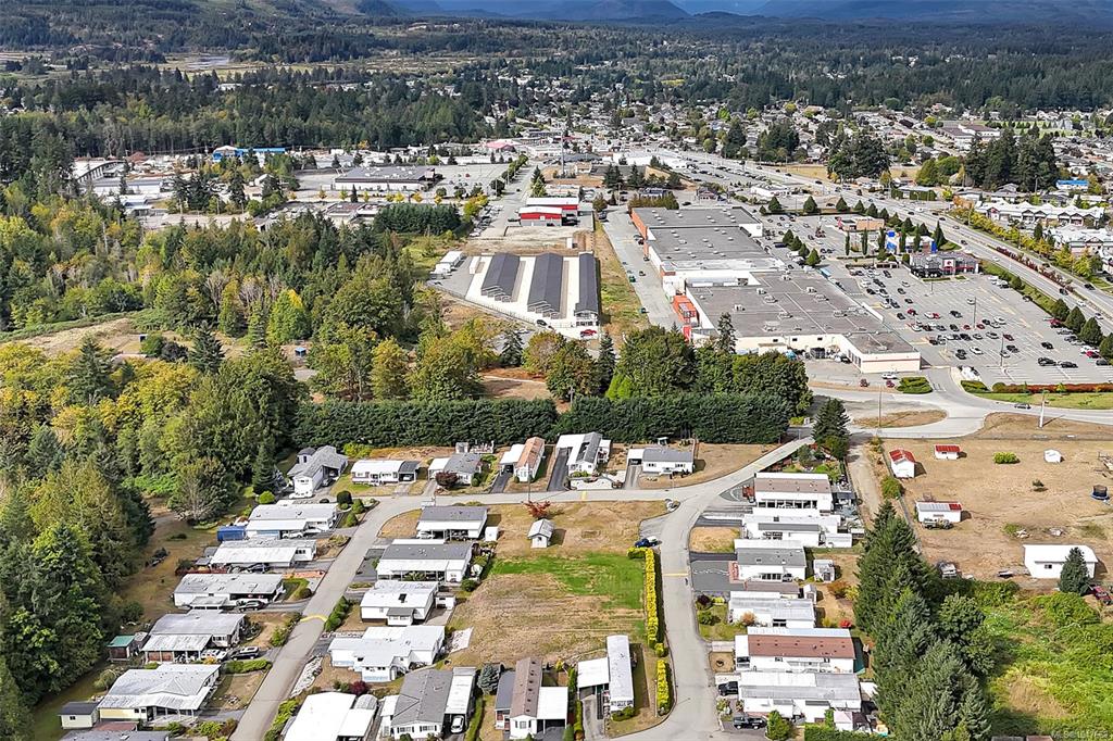 Fourth View of 4935 Broughton St, Greenridge MHP, Port Alberni, BC, V9Y 8G7