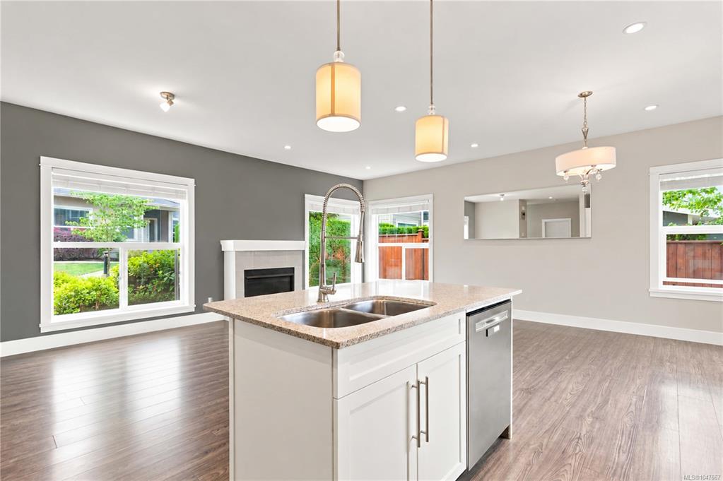 Fourth View of 1515 Keating Cross Rd, Central Saanich, BC, V8M 1W9
