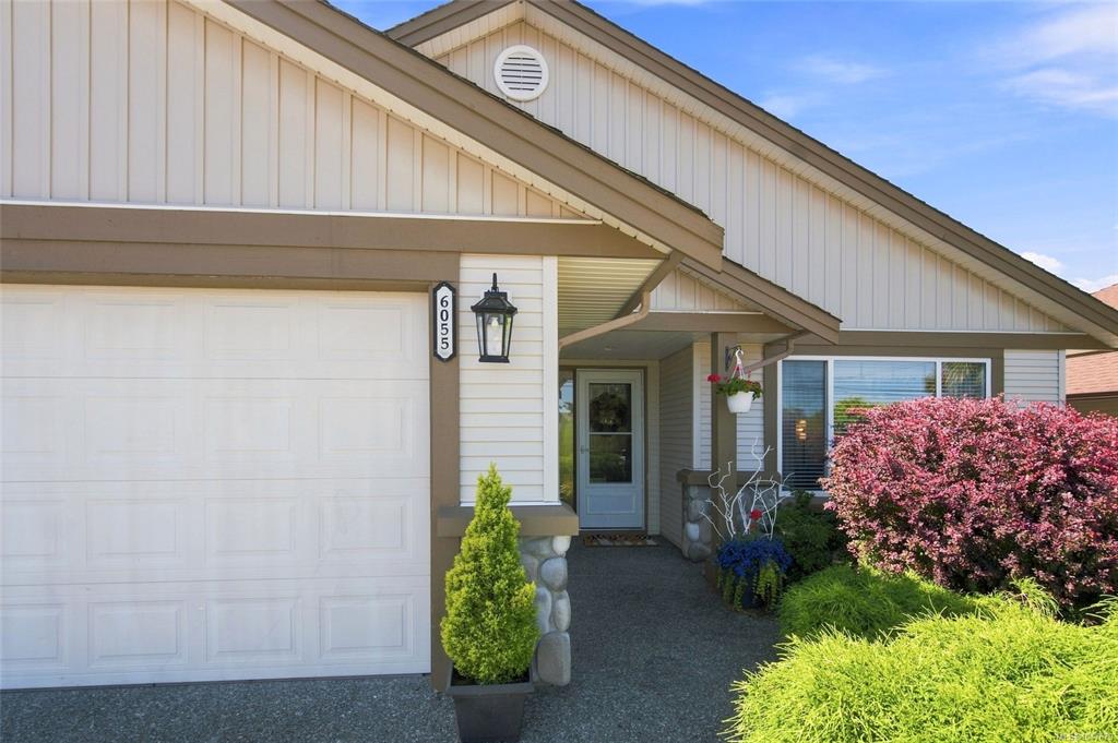 Third View of 6055 Brickyard Rd, DOVER BAY ESTATES, Nanaimo, BC, V9V 1K3