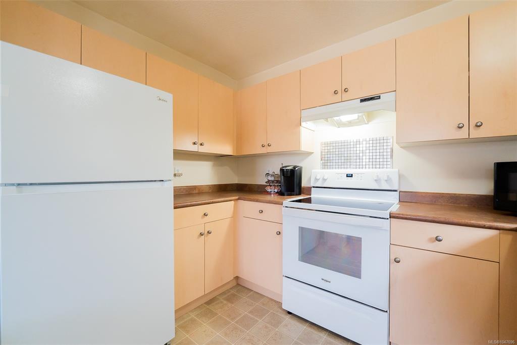 Fourth View of 297 Harwell Rd, Nanaimo, BC, V9R 6V4
