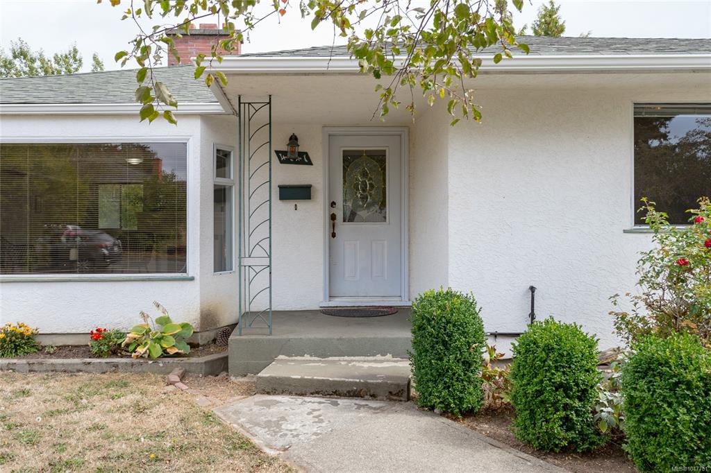 Fourth View of 4141 Hawkes Ave, Saanich, BC, V8Z 3Y9