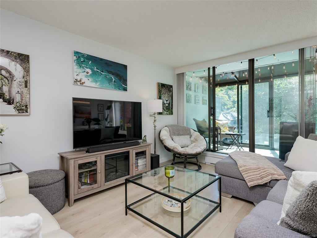 Third View of 327 Maitland St, Sea West Quay, Victoria, BC, V9A 7G7