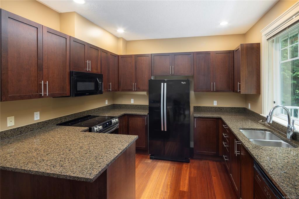 Fourth View of 4289 Wilkinson Rd, Saanich, BC, V8Z 0A7