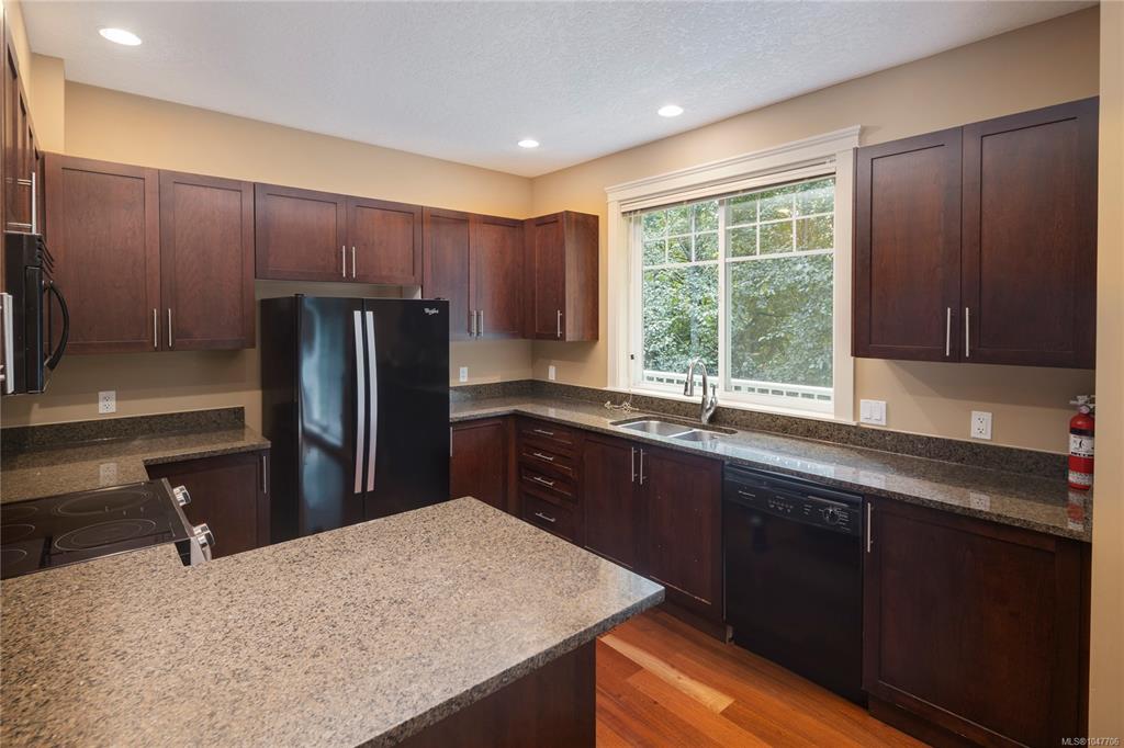 Fifth View of 4289 Wilkinson Rd, Saanich, BC, V8Z 0A7