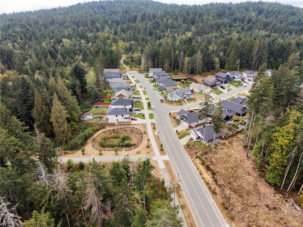 6891 Ridgecrest Rd, 1047716, BC,
