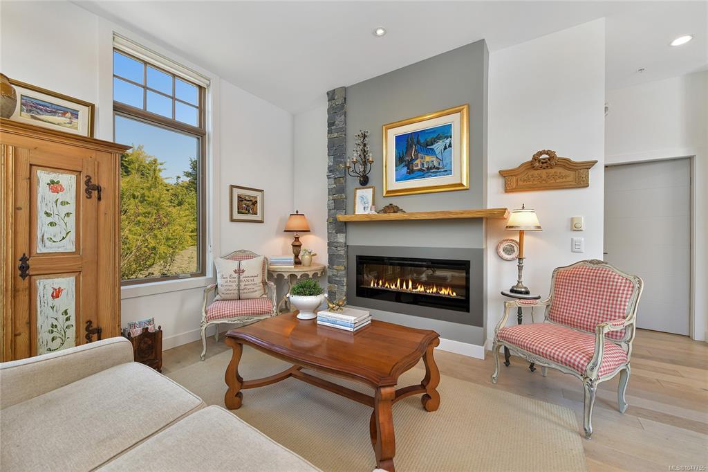 Third View of 2580 Penrhyn St, Element, Saanich, BC, V8N 1G3