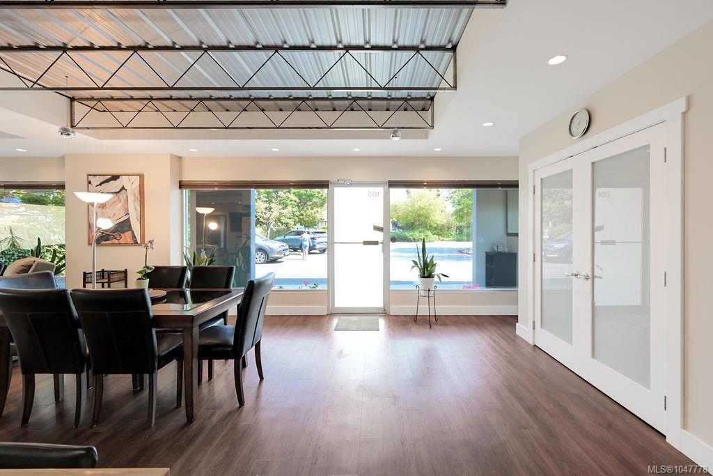 Fifth View of 2245 James White Blvd, Sidney, BC, V8L 1Z5